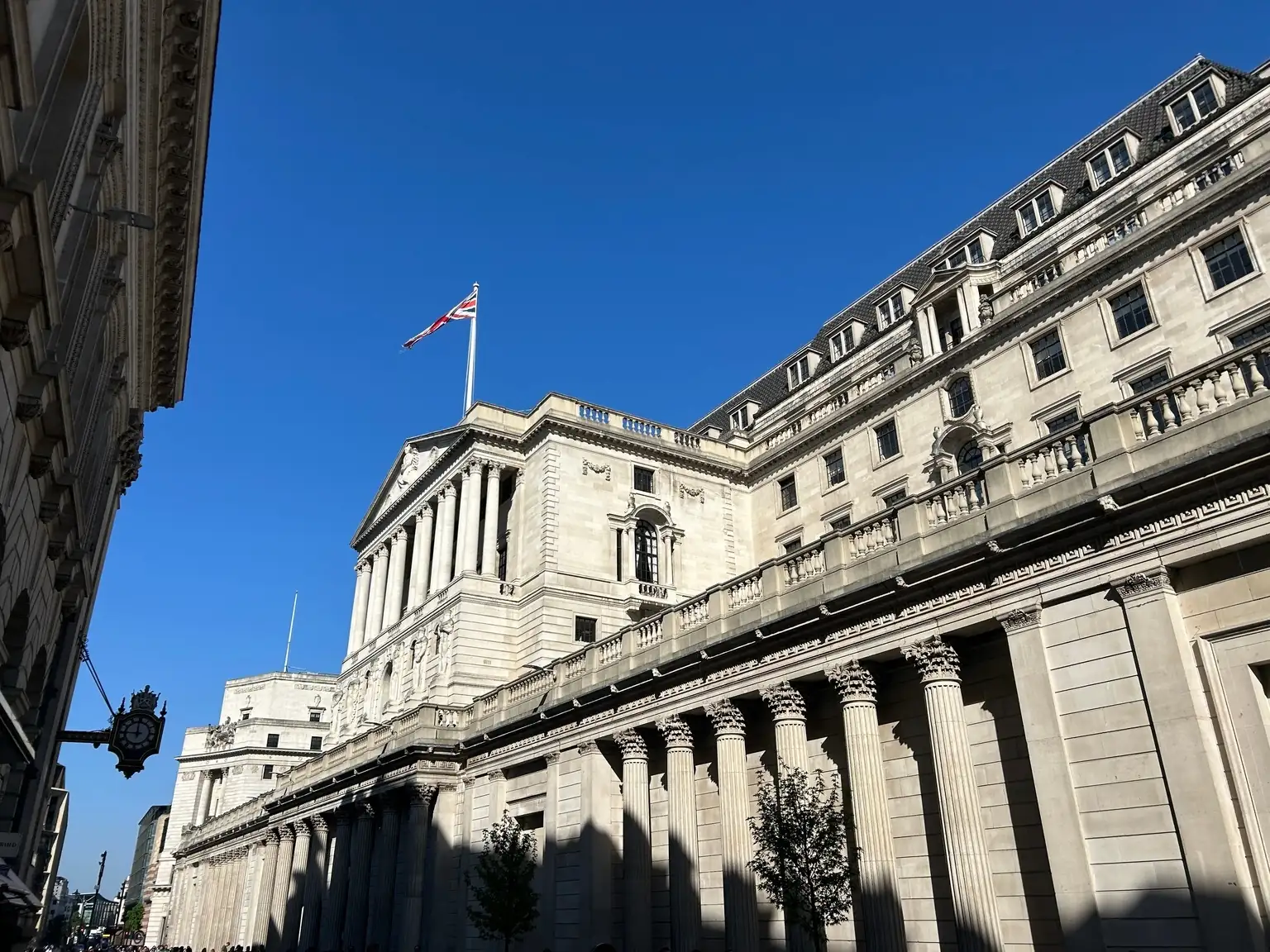 UK Mixed Inflation Figures Won’t Shift BoE Rate Path
